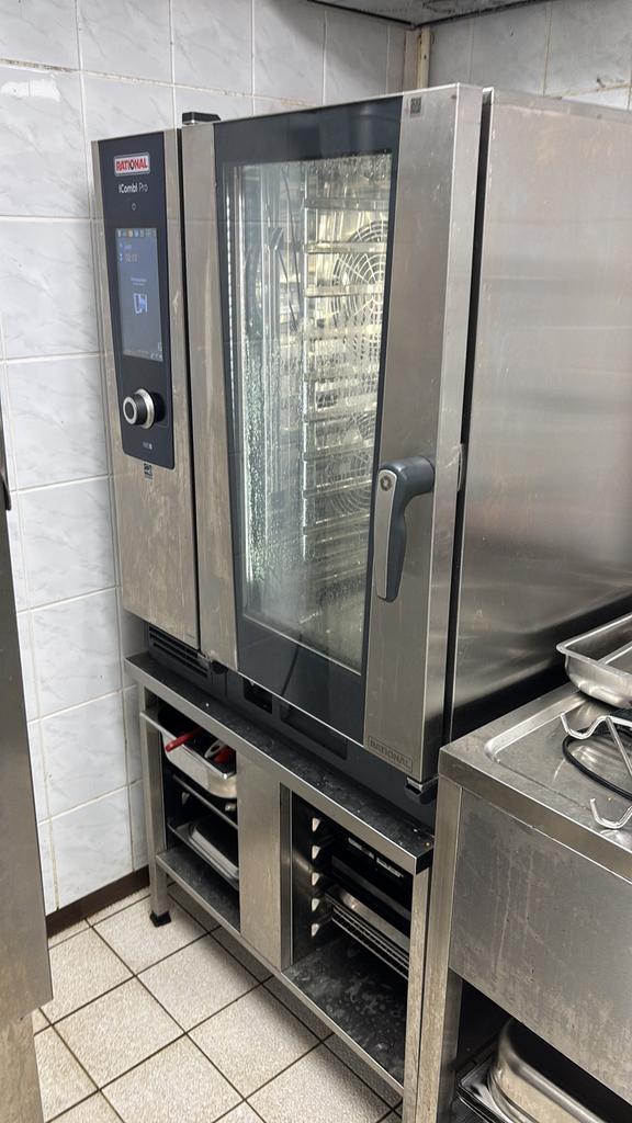 Rational iCombi pro 101 elektrisch steamer +platen/onderstel, Zakelijke goederen, Horeca | Keukenapparatuur, Ovens, Magnetrons en Steamers