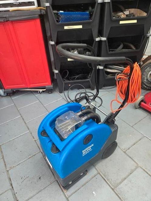 Nilfisk Scrubtec 233 schrobzuigmachine, Doe-het-zelf en Verbouw, Reinigingsmachines, Zo goed als nieuw, Schrobmachine, Ophalen of Verzenden
