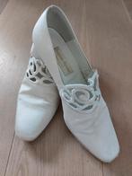 Bruidsschoenen - ivoor - maat 38,5, Ophalen of Verzenden, Gedragen, Schoenen