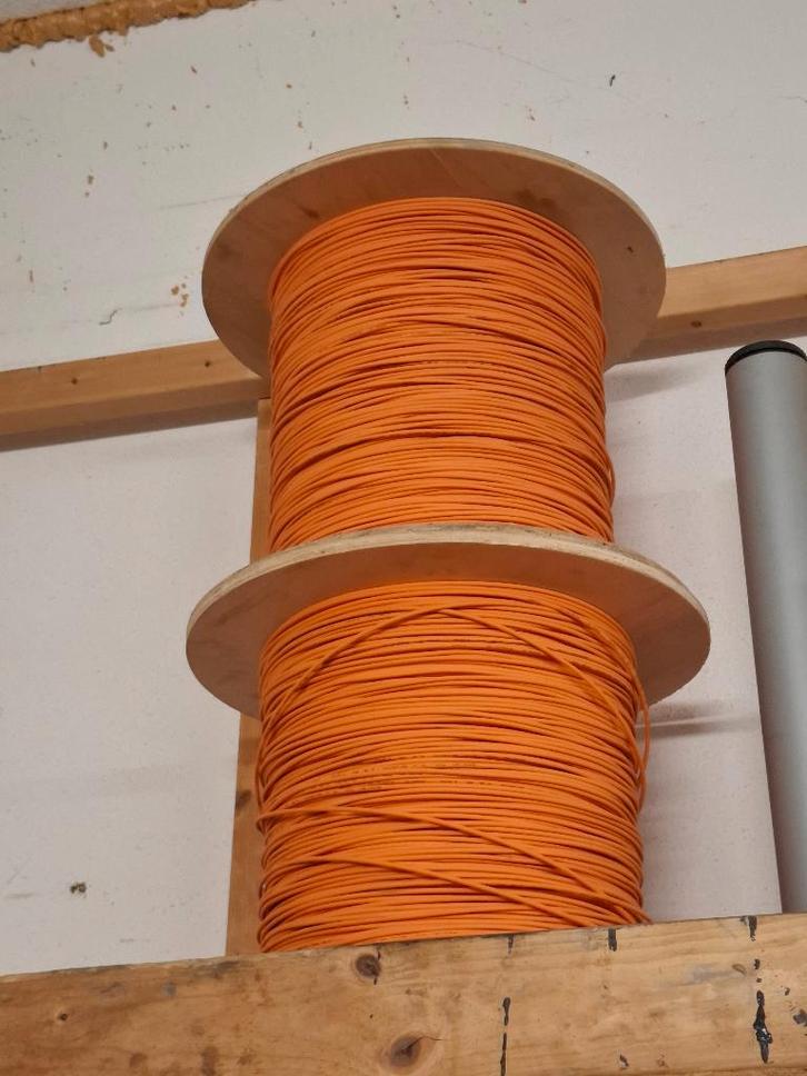 KOOPJE: 3x FTTH glasvezel kabel – Prysmian – 1000 m per rol, Doe-het-zelf en Verbouw, Elektra en Kabels, Nieuw, Kabel of Snoer