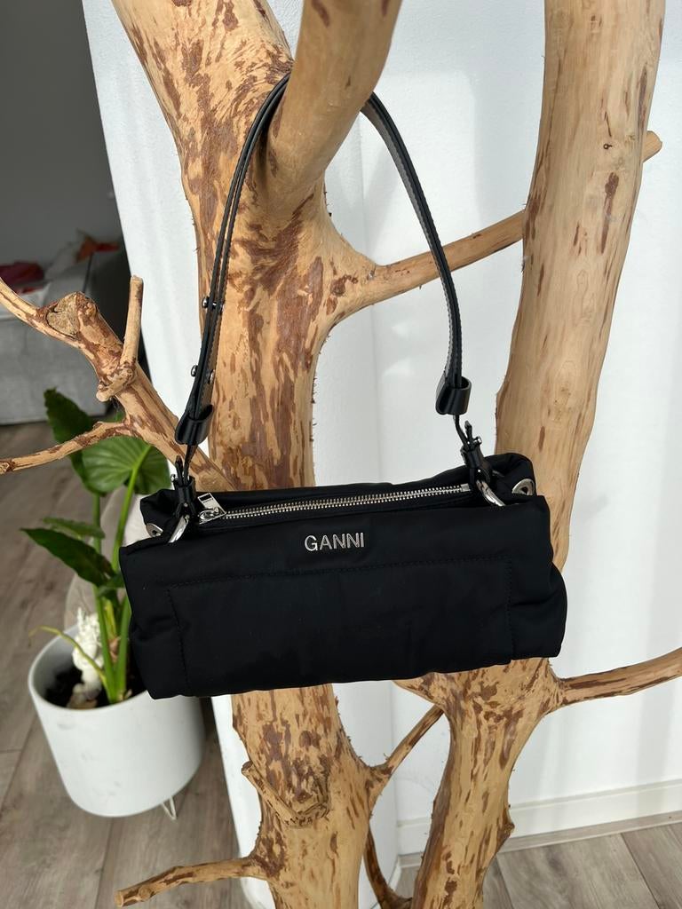 GANNI Pillow Baguette Bag 'Black', Ophalen of Verzenden, Zo goed als nieuw, Zwart