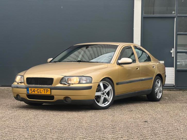 Volvo S60 2.4 | AIRCO | DISTRIEBUTIE VERVANGEN | NWE APK, Auto's, Volvo, Bedrijf, S60, Benzine, Euro 6, C, Sedan, Handgeschakeld