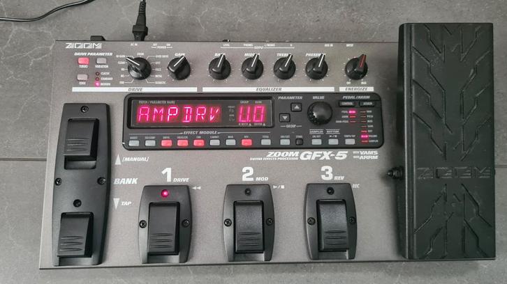 Zoom GFX-5 Gitaar Multi-Effect Processor, Muziek en Instrumenten, Effecten, Zo goed als nieuw, Reverb, Volume, Multi-effect, Ophalen of Verzenden