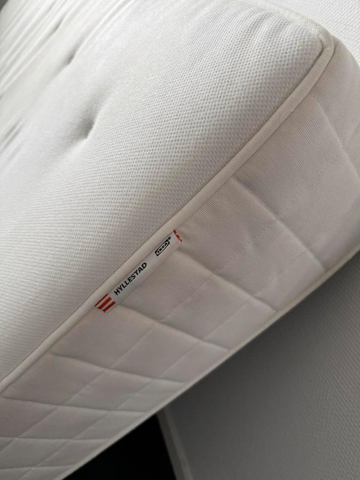 Hyllestad pocketveringmatras 90x200 + Angsvide beschermer, Huis en Inrichting, Slaapkamer | Matrassen en Bedbodems, Gebruikt, Matras
