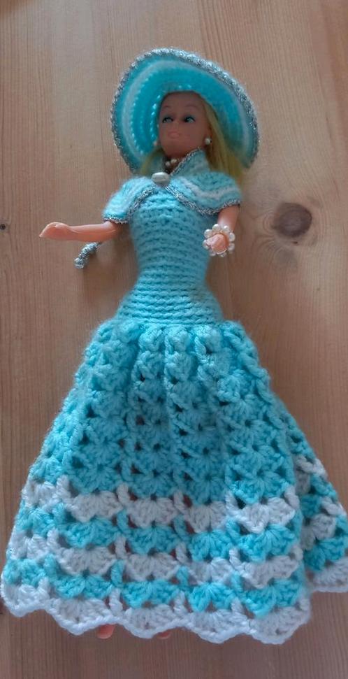 Aantal barbie poppen, Verzamelen, Poppen, Gebruikt, Pop, Ophalen of Verzenden