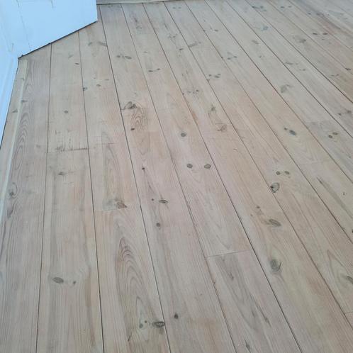 Wit geolied grenen vloer, ruim 16m2, Doe-het-zelf en Verbouw, Vloerdelen en Plavuizen, Gebruikt, Vloerdelen of -planken, Hout