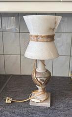Unieke Spaanse Vintage Albasten Tafellamp, Huis en Inrichting, Lampen | Tafellampen, Ophalen, Gebruikt, Overige materialen, 50 tot 75 cm