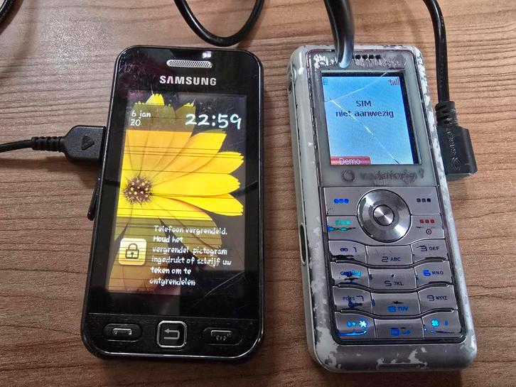 Oude Smartphones: Samsung & Vodafone - Nostalgie!, Telecommunicatie, Mobiele telefoons | Overige merken, Verzenden