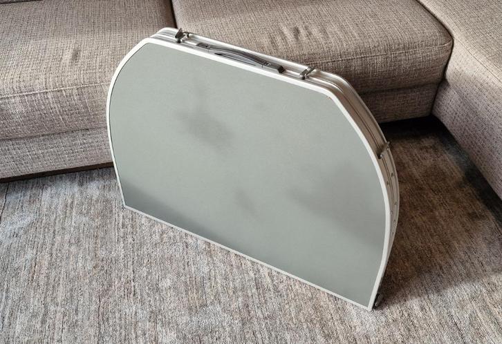 Inklapbare camping-klaptafel (aluminium), Caravans en Kamperen, Kampeermeubelen, Gebruikt, Campingtafel, Ophalen
