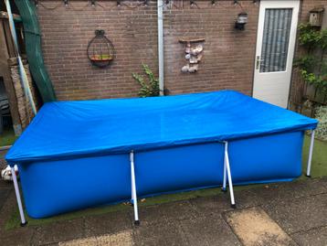 Zwembad bestway steel pro zo goed als nieuw met extras beschikbaar voor biedingen