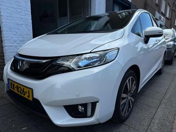 Honda Jazz 1.3 i-VTEC Elegance Camera Cruise PDC Dealer OH! beschikbaar voor biedingen