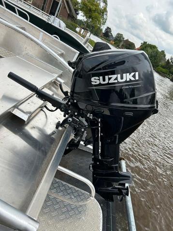 Suzuki 30,pk bijna nieuw.  beschikbaar voor biedingen