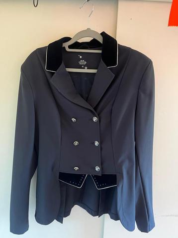 Imperial Riding dressuur Jasje Maat 42/L beschikbaar voor biedingen