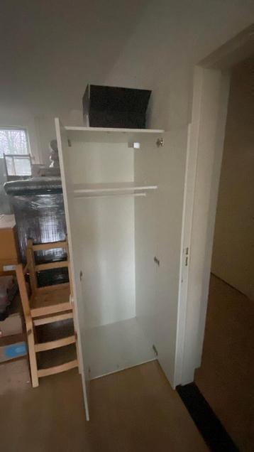 Wardrobe - afbeelding 1