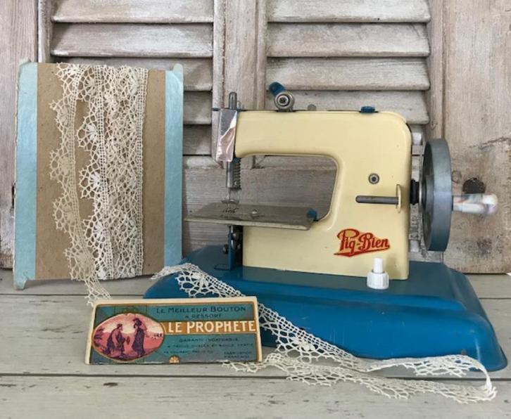 Antieke Franse handwerk spulletjes, Hobby en Vrije tijd, Naaien en Fournituren, Gebruikt, Ophalen of Verzenden