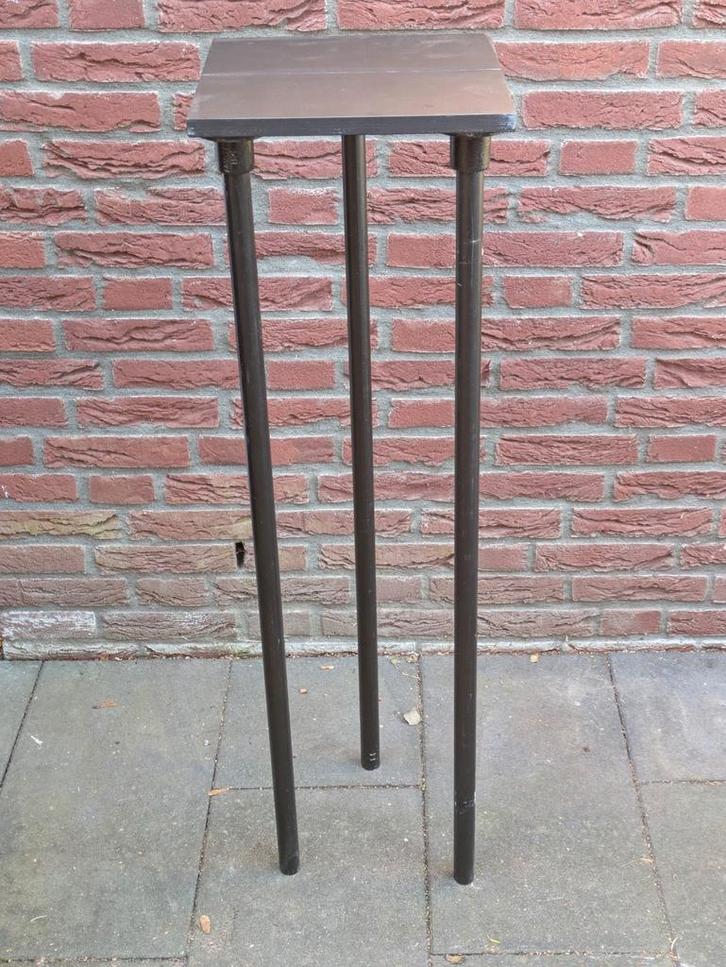 4 Display tafeltjes, 1 m. hoog. Ideaal voor exposities, Huis en Inrichting, Tafelonderdelen, Gebruikt, 50 tot 100 cm, Minder dan 50 cm