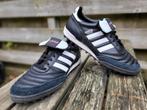 Adidas Mundial Team kunstgras voetbalschoenen maat 42, Ophalen of Verzenden, Zo goed als nieuw, Adidas, Sportschoenen
