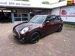 Mini Clubman 1.5 One Chili Automaat/Elek.Panoramadak/Navi/PD, Auto's, Mini, Gebruikt, Leder en Stof, 102 pk, Stationwagon