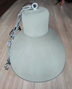 Industriële hanglamp Hala. H 40cm, d 47 cm. Grijsgroen., Huis en Inrichting, Lampen | Hanglampen, Ophalen, Metaal