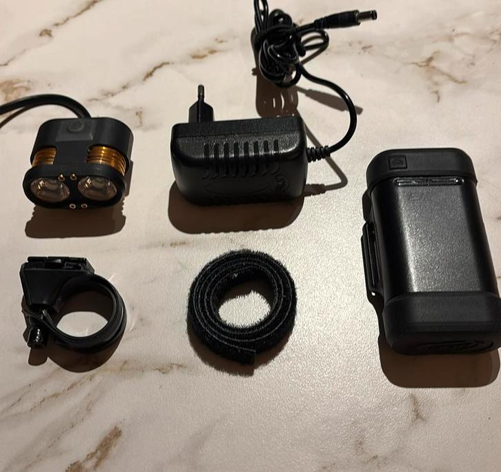 BBB CYCLING SCOPE 1300L BLS-68 KOPLAMP ZWART - voorlamp, Fietsen en Brommers, Fietsaccessoires | Fietsverlichting, Voorlicht, Zo goed als nieuw