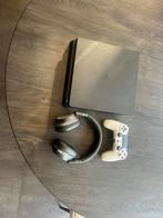 PS4 + Headset, 1 speler, Ophalen of Verzenden, Zo goed als nieuw, Vanaf 3 jaar
