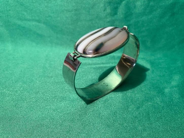 Zilveren 925 cuff armband met onyx-agaat – vintage studio, Sieraden, Tassen en Uiterlijk, Armbanden, Zo goed als nieuw, Zilver