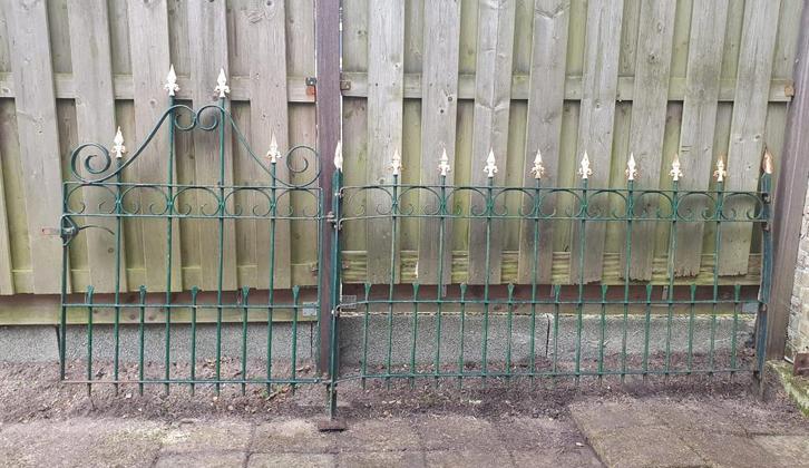 Smeedijzeren tuinhek met sierpunten en poort (2,85 m breed), Tuin en Terras, Tuinhekken en Hekwerk, Gebruikt, Tuinhek, IJzer, Met poort