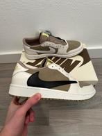 Nike Air Jordan 1 Low Golf Travis Scott Neutral Olive, Kleding | Heren, Schoenen, Ophalen of Verzenden, Zo goed als nieuw, Overige kleuren