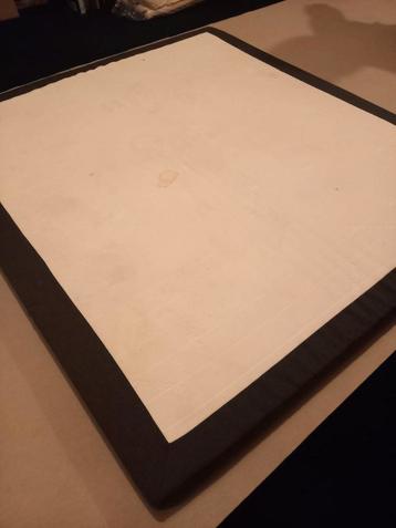 GRATIS Dekmatras voor boxspring 180x200x9 beschikbaar voor biedingen