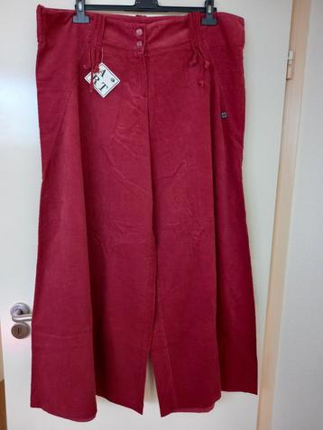 Roestoranje ART lange rib broek, maat 50-52,
16- xxxl, rits beschikbaar voor biedingen