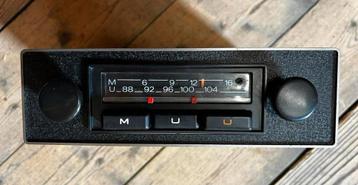 Blaupunkt oldtimer radio met FM beschikbaar voor biedingen