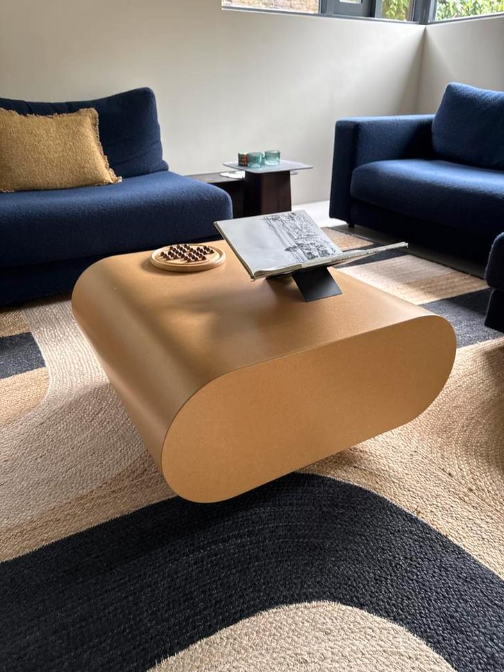 Faye Toogood HEM Stump Coffee Table Medium, Huis en Inrichting, Tafels | Salontafels, Zo goed als nieuw, Minder dan 50 cm, 50 tot 100 cm