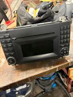 Mercedes radio, Ophalen of Verzenden