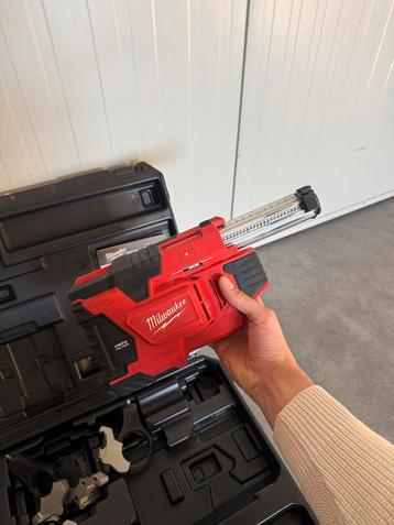 Milwaukee M12 Stofzuiger M12 DE-151C- Compact en Krachtig! beschikbaar voor biedingen