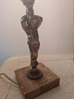 Vintage tafellamp met koperen voet en marmeren sokkel, Huis en Inrichting, Lampen | Tafellampen, Ophalen, Heikant 21 Kaatsheuvel