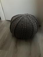 Poef grijs ca 30x45 cm zgan, Minder dan 50 cm, Rond, Minder dan 50 cm, Ophalen of Verzenden