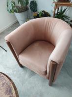 2x Jan de Bouvrie leren kuipstoel, poten notenhout, Huis en Inrichting, Fauteuils, Ophalen, Gebruikt, Minder dan 75 cm, Vintage