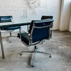Vitra – Soft Pad Chair EA 208 Conference – Leer zwart, Gebruikt, Zwart, Ophalen of Verzenden, Metaal