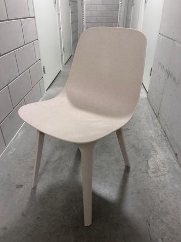 Set van 4 stoelen voor binnen/buiten. Zo goed als nieuw!