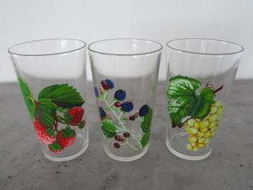 Vintage glazen 'fruit' - set à 3 stuks beschikbaar voor biedingen