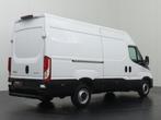 Iveco Daily 35S14 L2H2 | 3500Kg Trekgewicht | Airco | Cruise, Auto's, Bestelauto's, Gebruikt, Zwart, Elektrische buitenspiegels