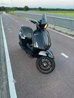 Vespa brom, Fietsen en Brommers, Scooters | Vespa, Overige modellen, Ophalen of Verzenden, Zo goed als nieuw, Benzine