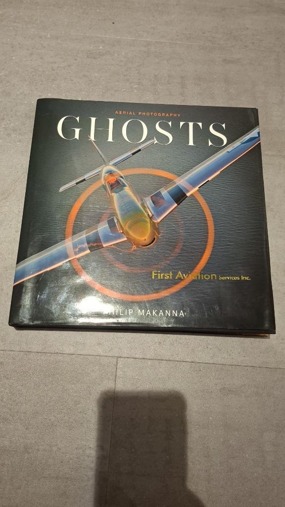 Ghosts – Aerial Photography by Philip Makanna –, Boeken, Oorlog en Militair, Zo goed als nieuw, Ophalen of Verzenden