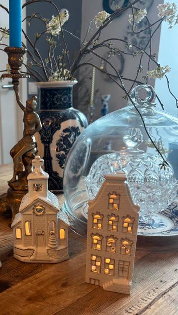 Waxinelichthouders wit goud grachtenpand/kerk,vintage,zgan beschikbaar voor biedingen