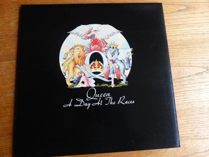 Queen – A Day At The Races ( VG+), Cd's en Dvd's, Vinyl | Rock, Zo goed als nieuw, Overige genres, 12 inch, Ophalen of Verzenden