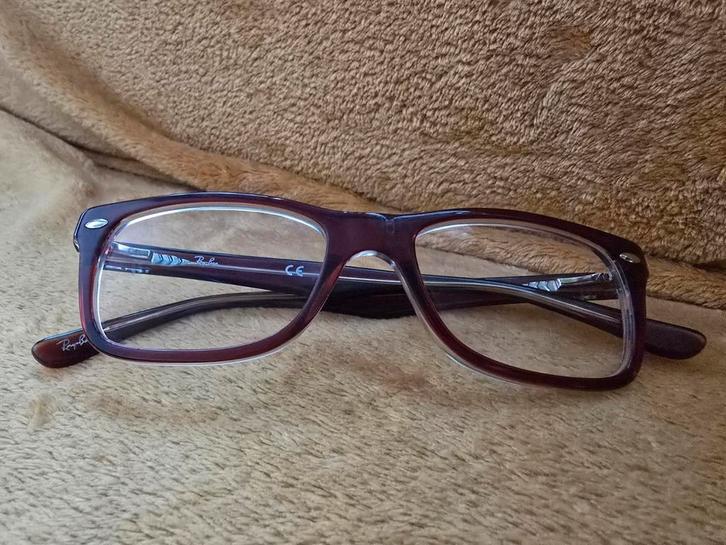 - ZGAN RAY-BAN BORDEAUX ROOD BRIL - INFO ZIE ADVERTENTIE, Sieraden, Tassen en Uiterlijk, Zonnebrillen en Brillen | Dames, Nieuw