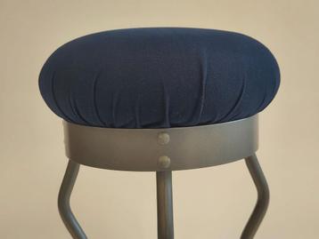 Vintage Ikea kruk Uri Per Ivar Ledang krukje metaal stof - afbeelding 3