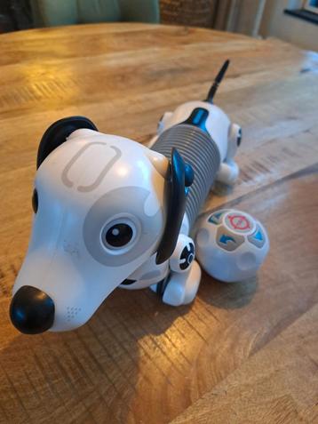 Robothond, Dachshund met geluid. beschikbaar voor biedingen