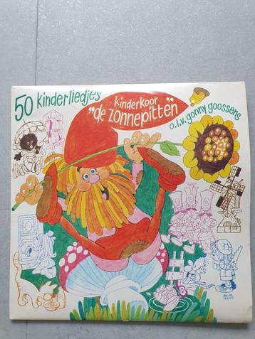 Vinyl LP met 50 kinderliedjes zie achterkant hoes beschikbaar voor biedingen