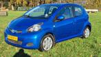 Toyota Aygo 1.0 12V Vvt-i 2011  5 DEURS NAVI  AIRCO  APK, Auto's, Voorwielaandrijving, Euro 5, Stof, Zwart